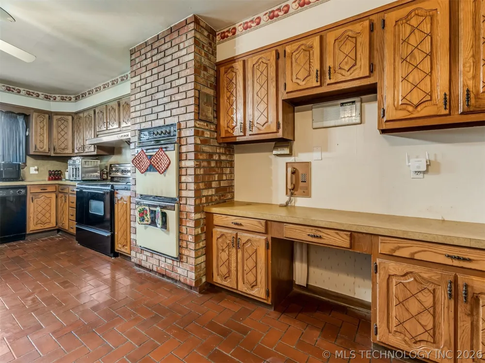 1201 E 4th Street Okmulgee, OK 74447