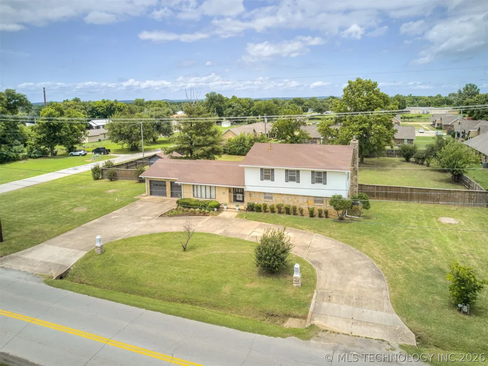 1201 E 4th Street Okmulgee, OK 74447