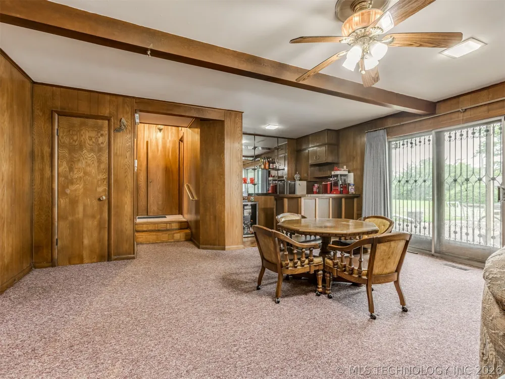 1201 E 4th Street Okmulgee, OK 74447