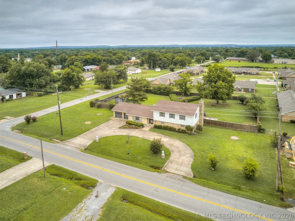 1201 E 4th Street Okmulgee, OK 74447