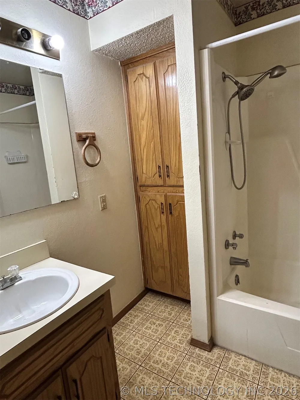 1428 Healdton Boulevard Ardmore, OK 73401