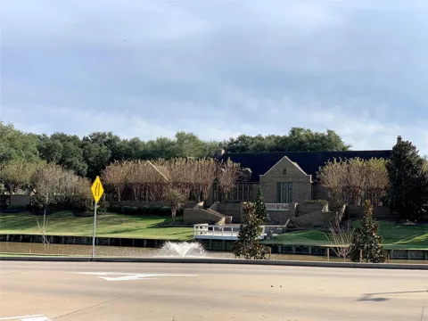 4511 Lake Village Drive