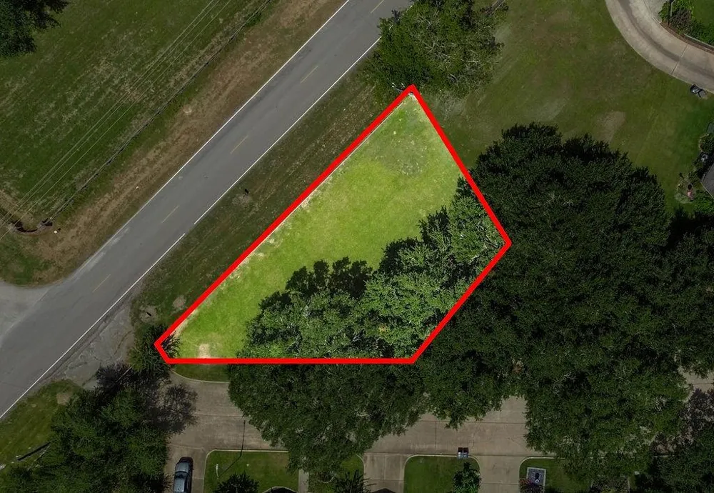 4511 Lake Village Drive Fulshear, TX 77441