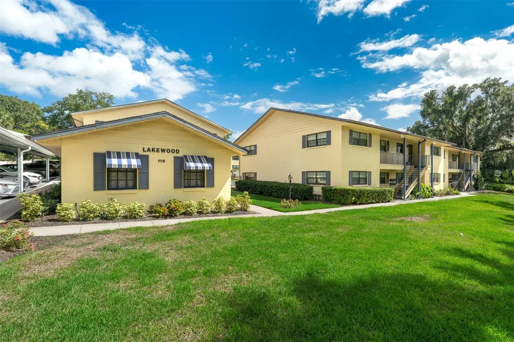 110 TREMAIN STREET #209 Mount Dora, FL 32757