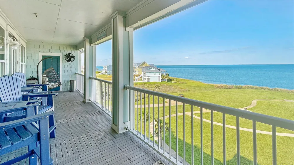 26570 Bay Water Drive #302 Galveston, TX 77554