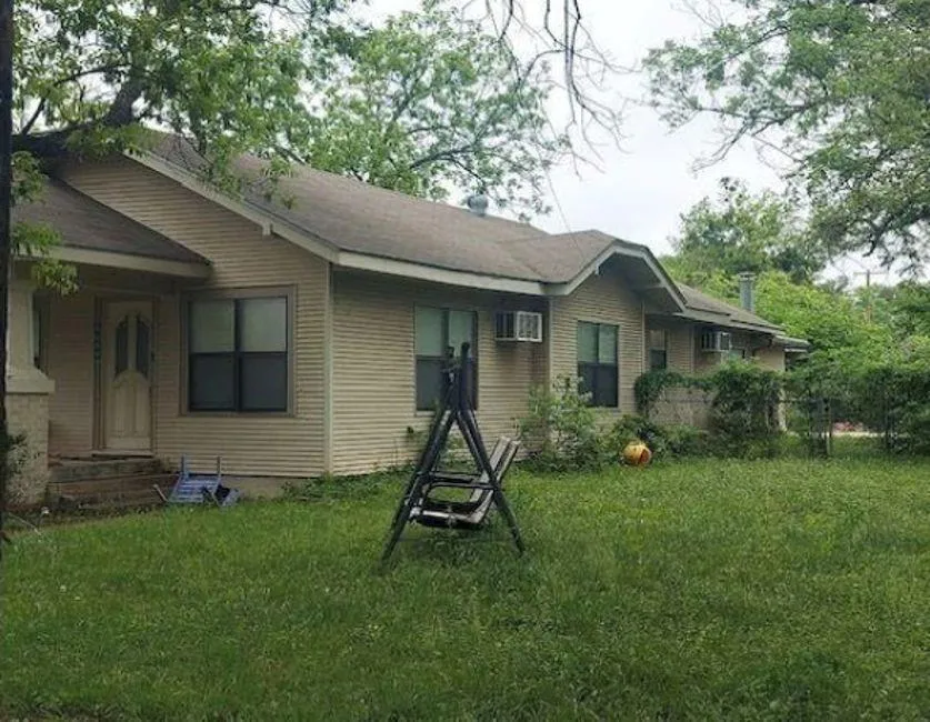 1600 S Wall Street Brady, TX 76825