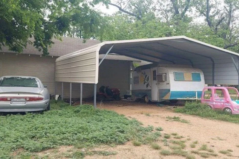 1600 S Wall Street Brady, TX 76825
