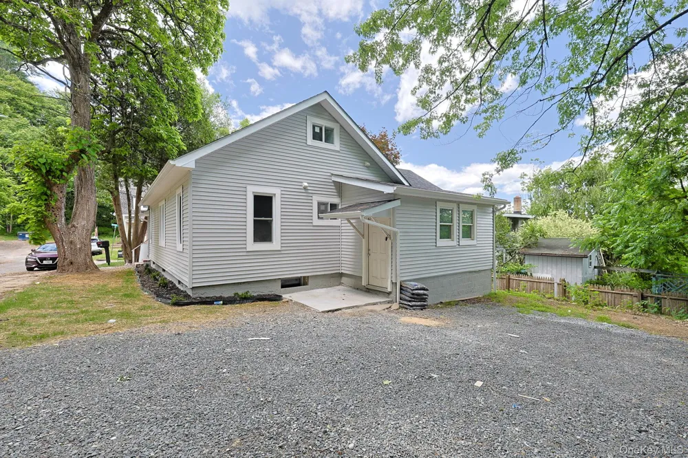20 Nevins Street Ellenville, NY 12428