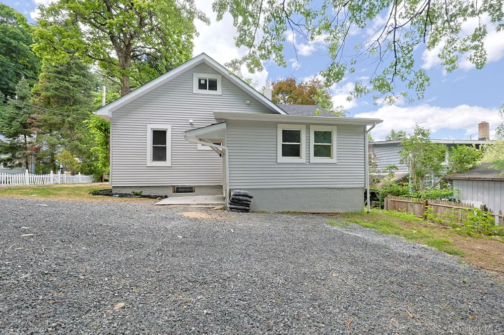 20 Nevins Street Ellenville, NY 12428