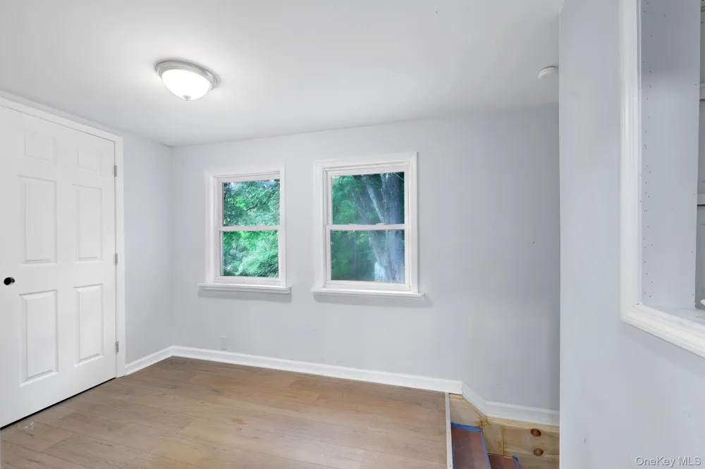 20 Nevins Street Ellenville, NY 12428