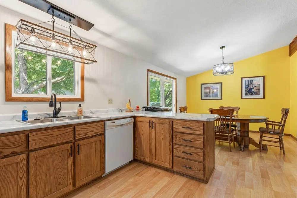 1121 E Laneville Avenue Durand, WI 54736