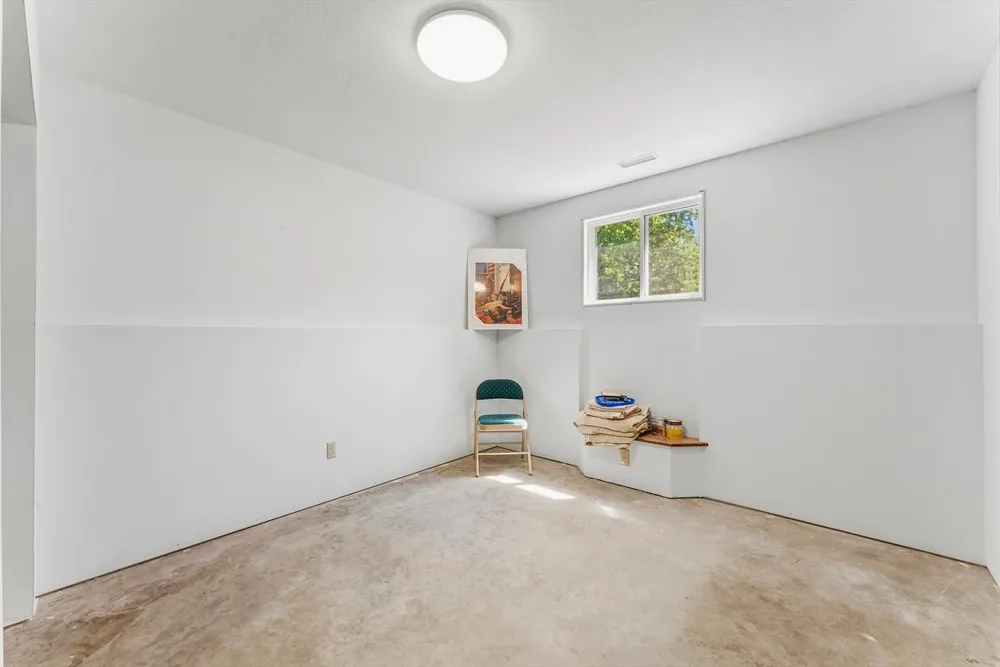1121 E Laneville Avenue Durand, WI 54736