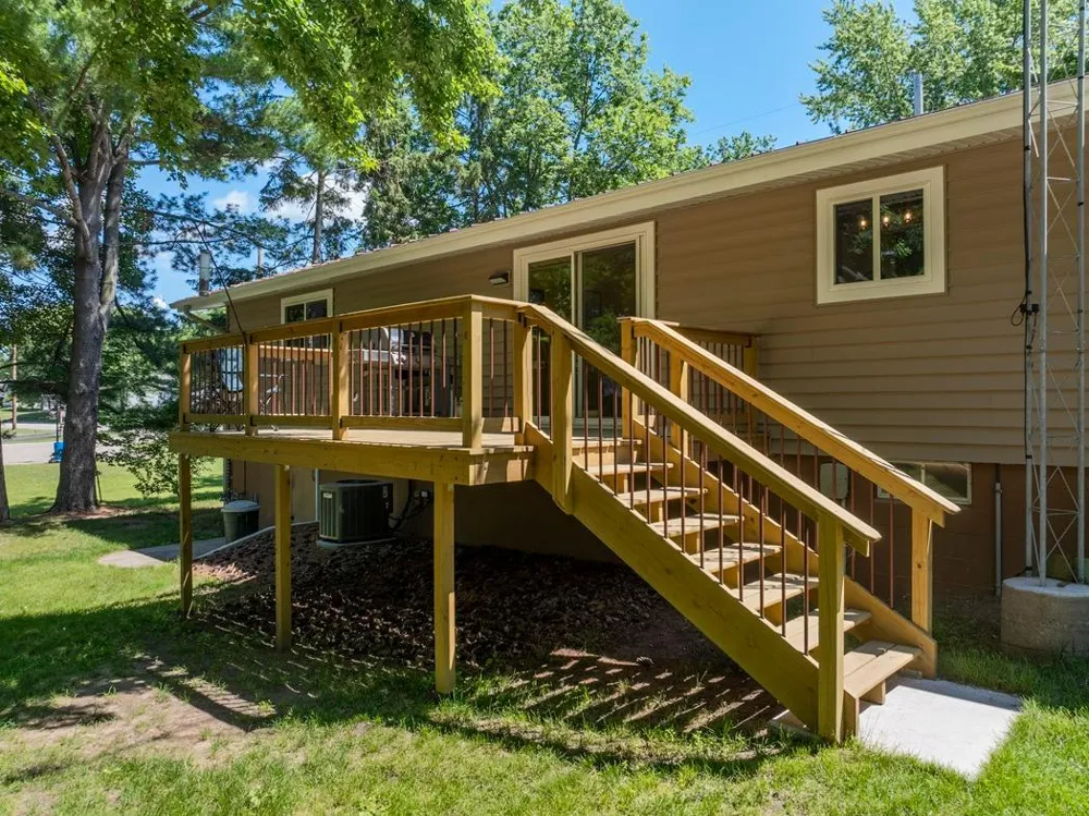 1121 E Laneville Avenue Durand, WI 54736