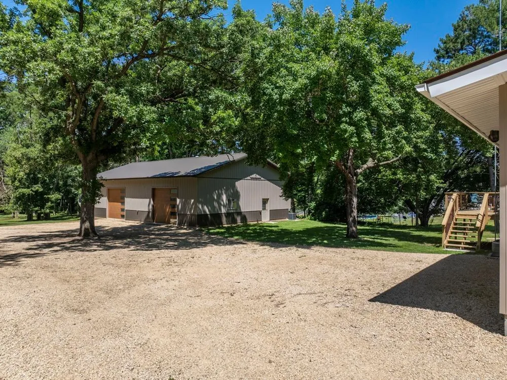 1121 E Laneville Avenue Durand, WI 54736