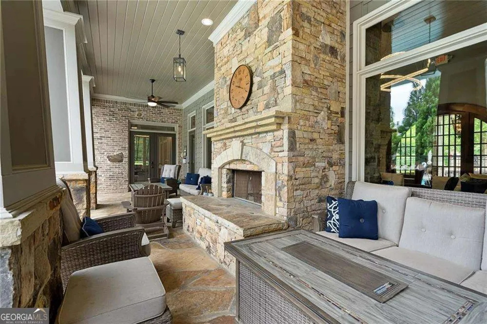 762 Stickley Oak WAY Woodstock, GA 30189