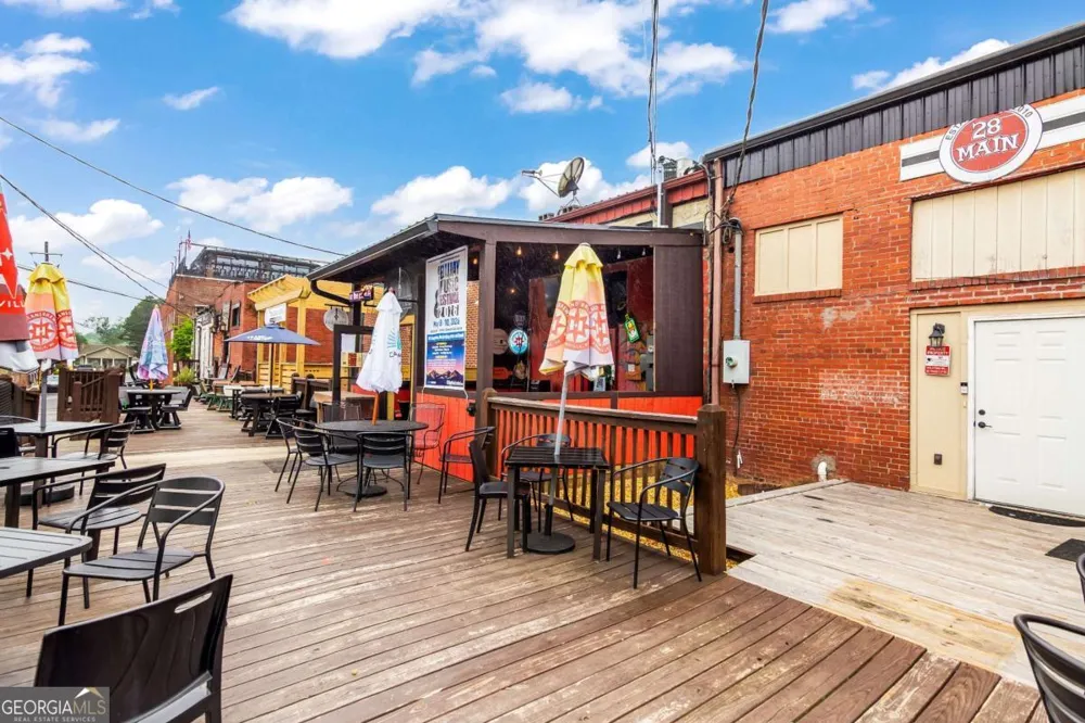 28 N Main ST Ellijay, GA 30540