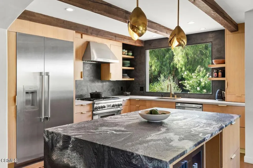920 El Centro Street Ojai, CA 93023