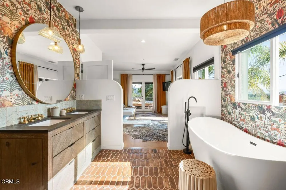 920 El Centro Street Ojai, CA 93023
