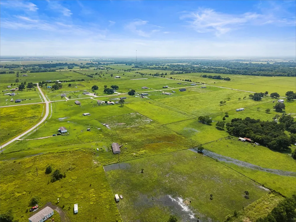 Cr100 Boling, TX 77420