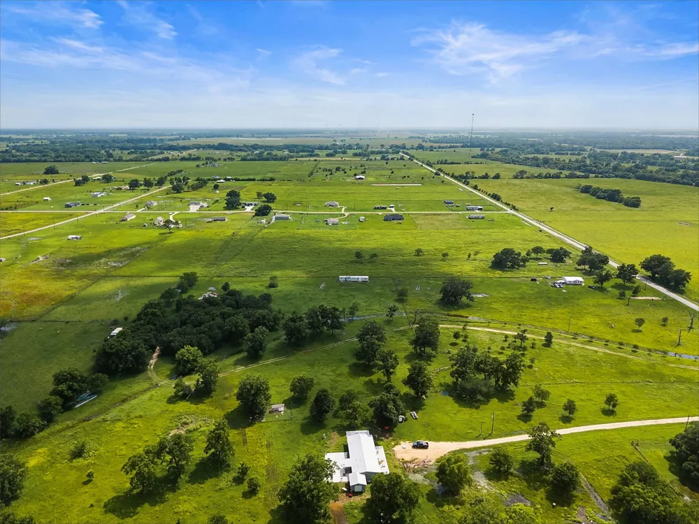 Cr100 Boling, TX 77420