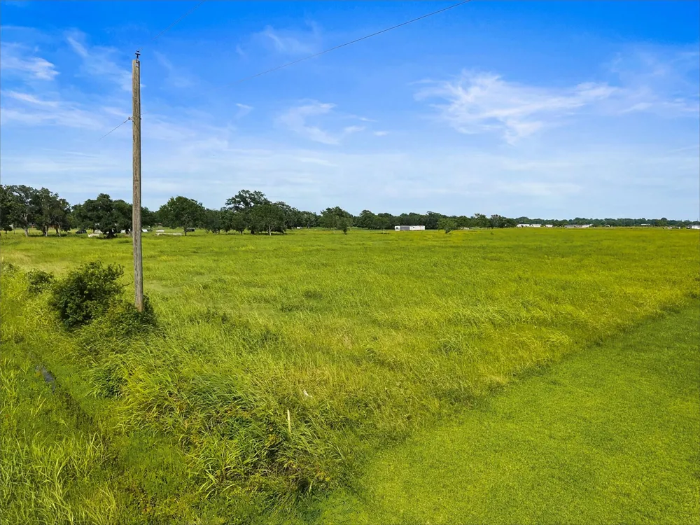 Cr100 Boling, TX 77420