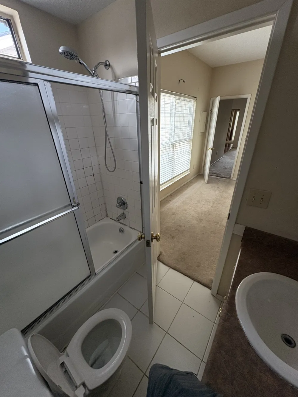 404 Laurel Hill Dr Old Hickory, TN 37138