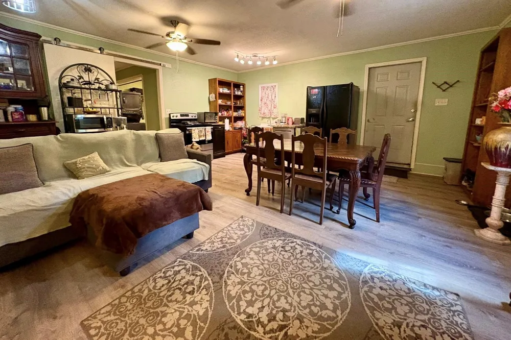 8907 Tulane Road Orange, TX 77630
