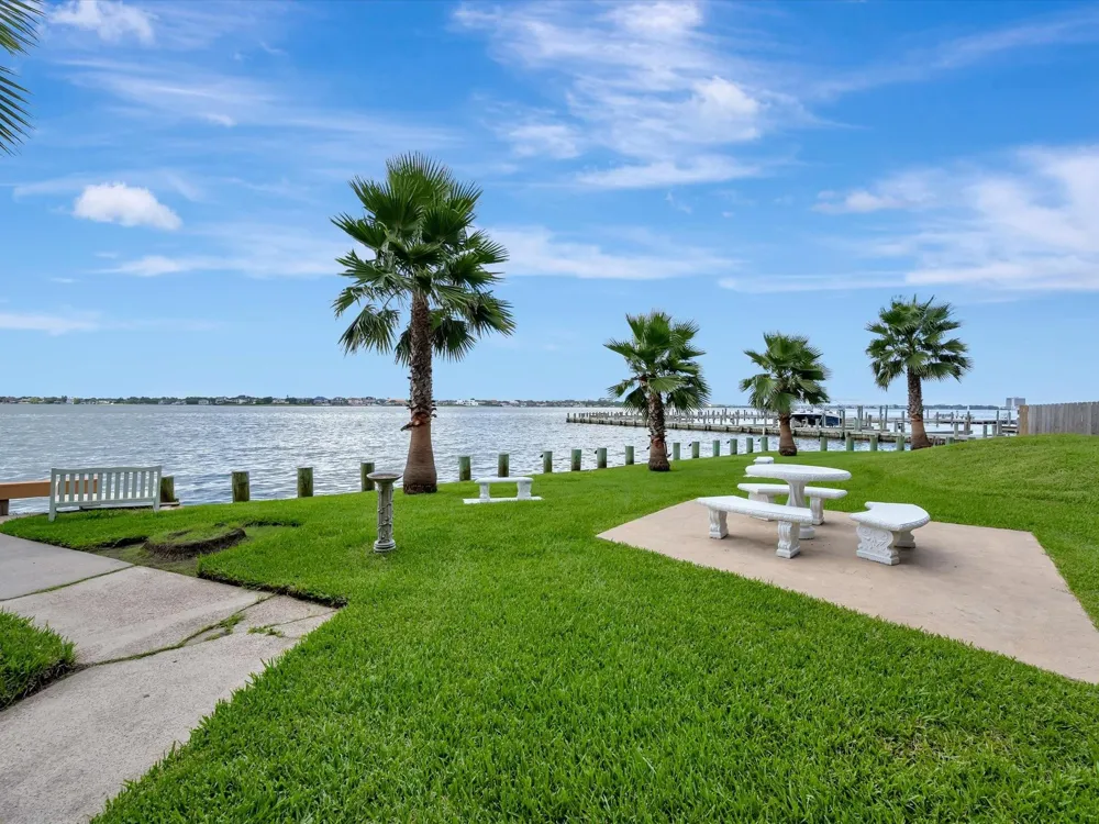 4001 Nasa Parkway #201 Seabrook, TX 77586