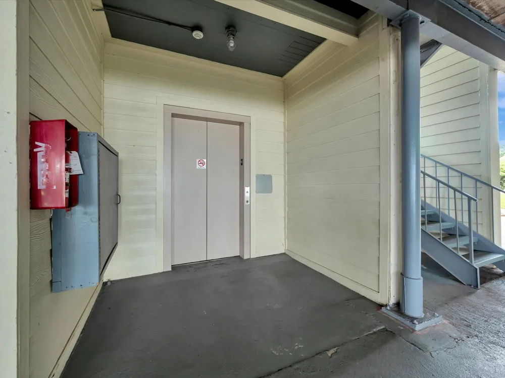 4001 Nasa Parkway #201 Seabrook, TX 77586