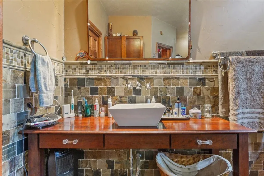 432 Lcr 456 Mexia, TX 76667