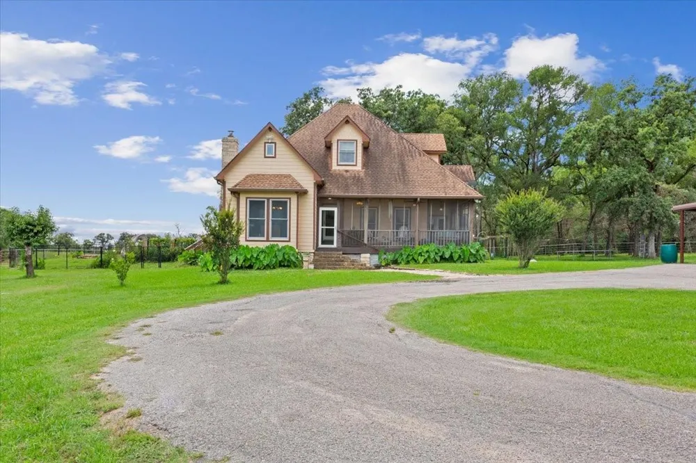 432 Lcr 456 Mexia, TX 76667