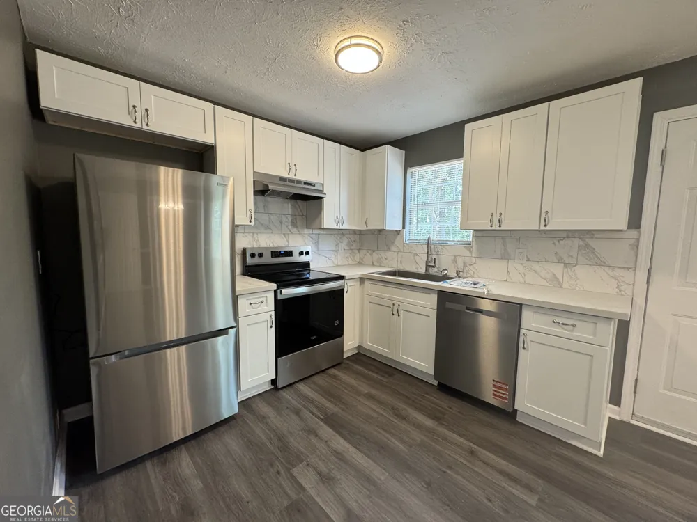 330 Crestfield CIR Covington, GA 30016