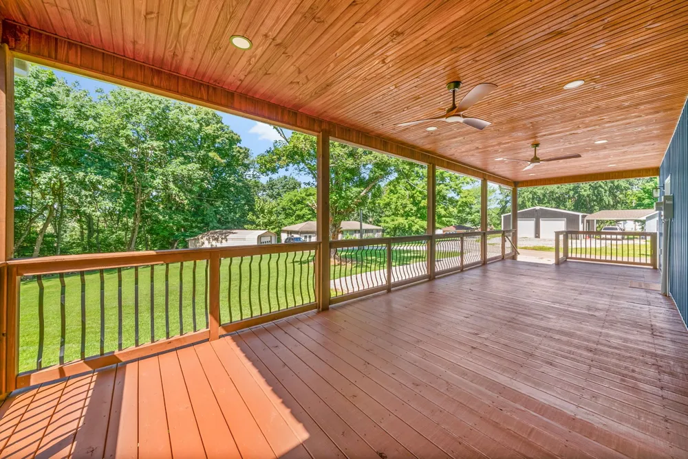 15 Locust Dr Erin, TN 37061