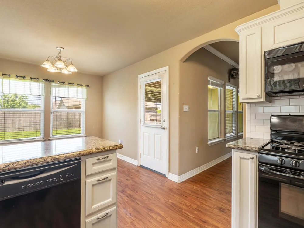 4804 Stingray Drive Bay City, TX 77414
