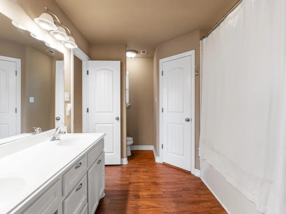 4804 Stingray Drive Bay City, TX 77414