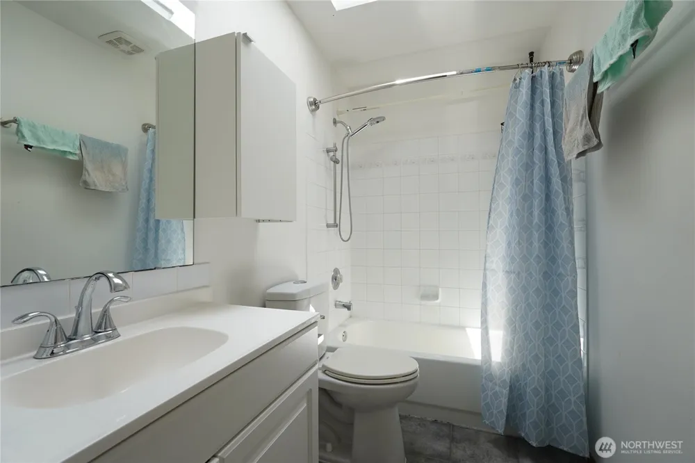 1903 O COURT SE Auburn, WA 98002