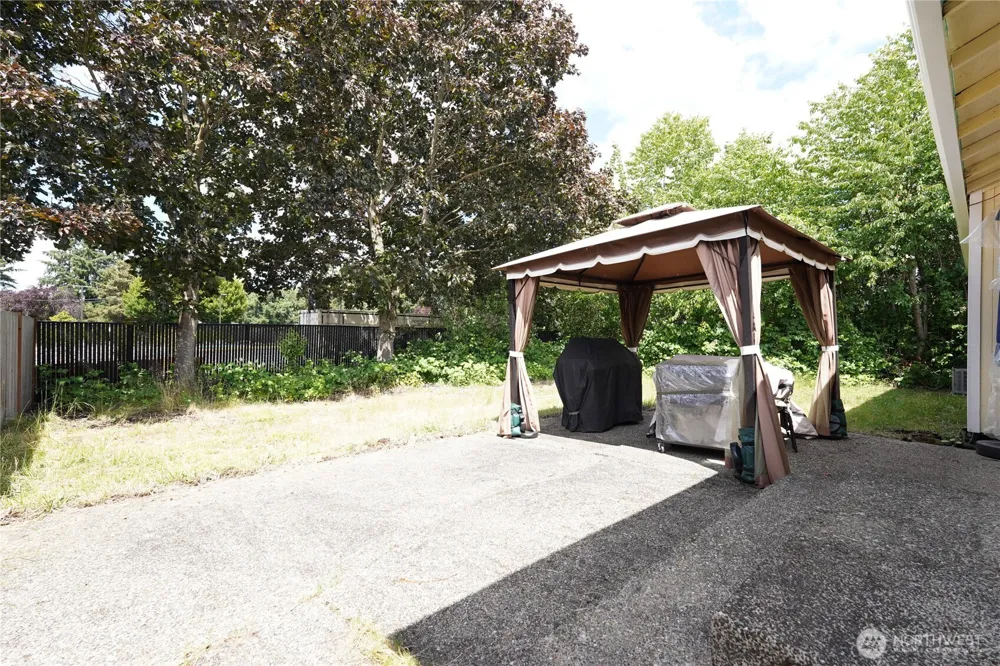 1903 O COURT SE Auburn, WA 98002