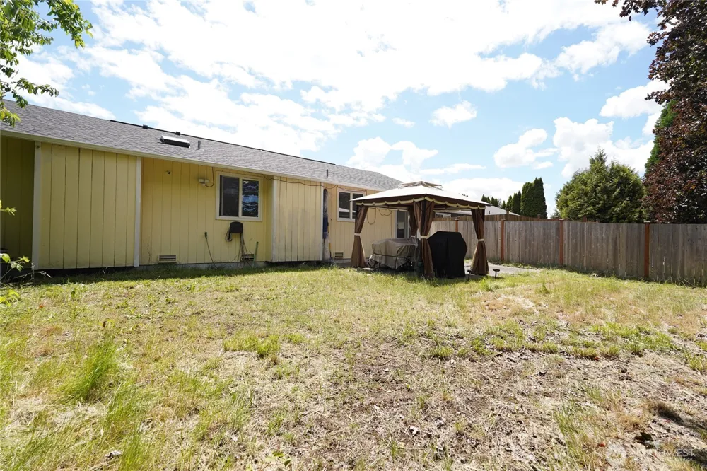 1903 O COURT SE Auburn, WA 98002