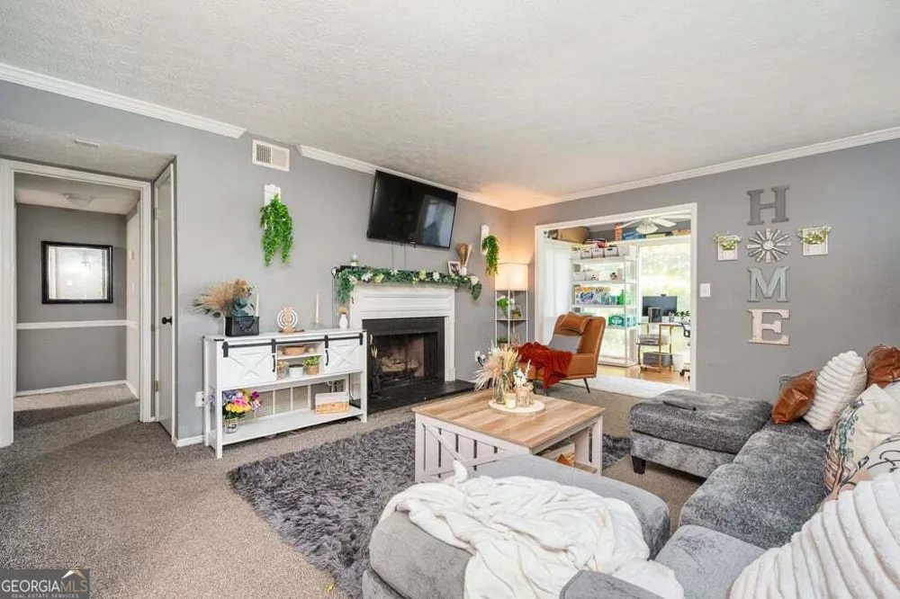 1603 Vicksburg PL Sandy Springs, GA 30350