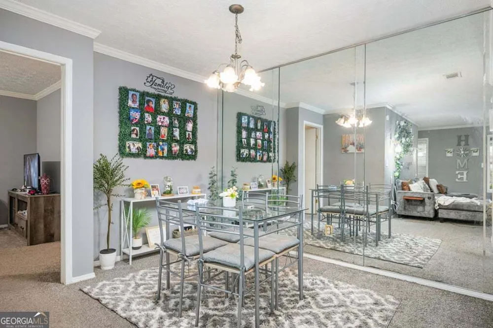 1603 Vicksburg PL Sandy Springs, GA 30350