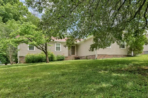 261 Glenview Dr