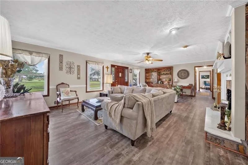 1378 Amber Stapp Studdard RD Social Circle, GA 30025