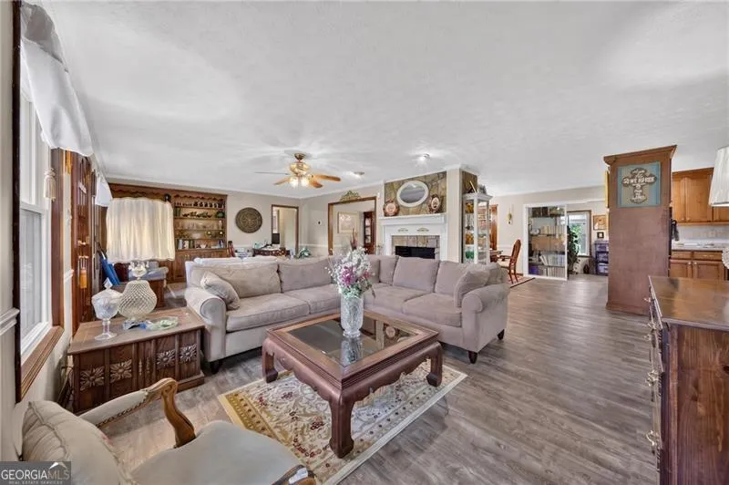 1378 Amber Stapp Studdard RD Social Circle, GA 30025