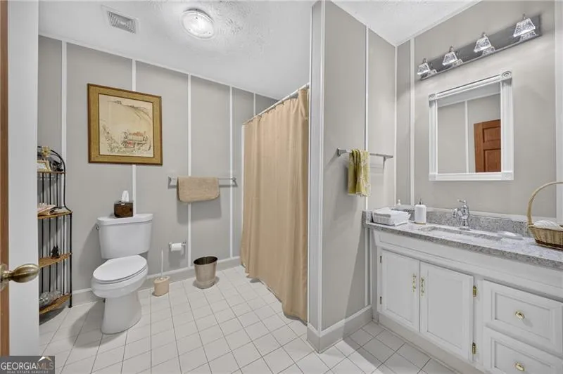 1378 Amber Stapp Studdard RD Social Circle, GA 30025