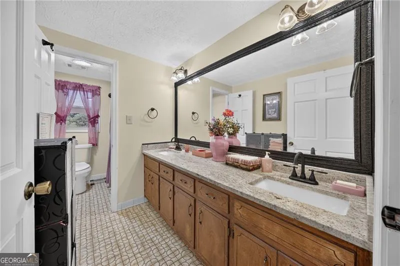 1378 Amber Stapp Studdard RD Social Circle, GA 30025