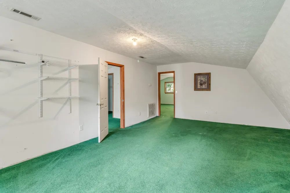 16600 Center Hill Dam Rd Silver Point, TN 38582