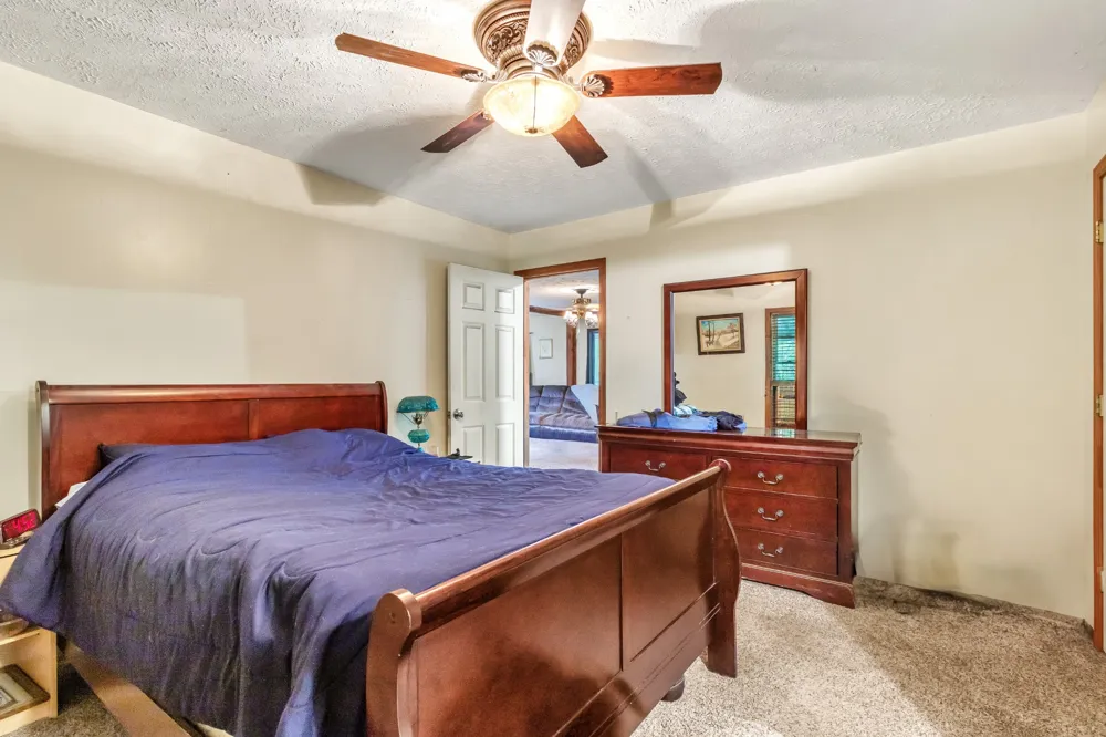 16600 Center Hill Dam Rd Silver Point, TN 38582