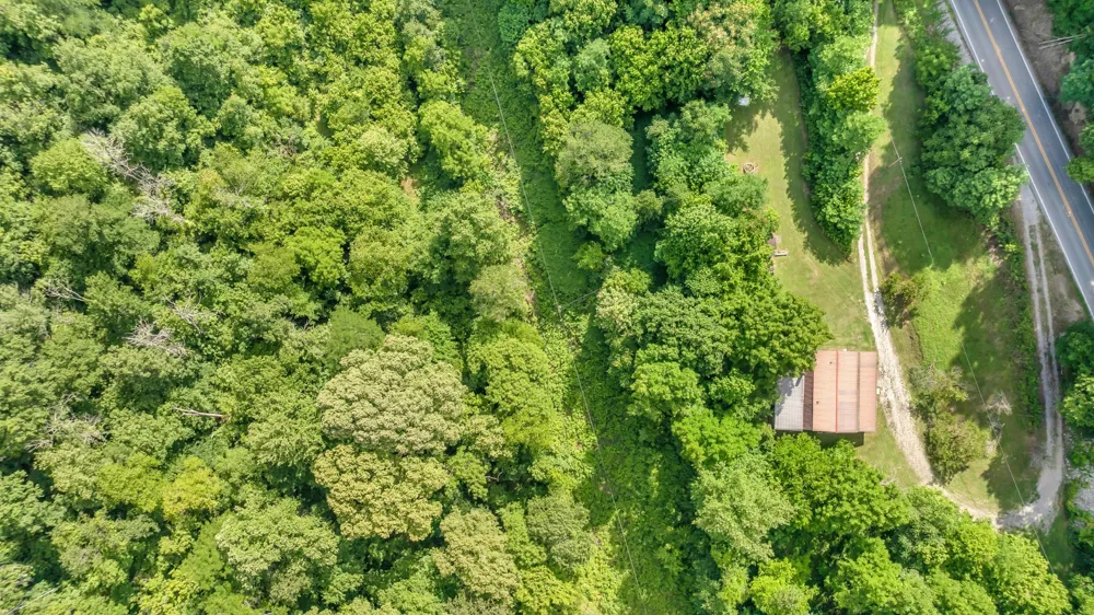 16600 Center Hill Dam Rd Silver Point, TN 38582