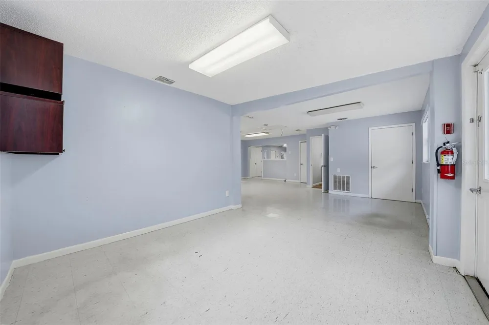 2886 WHITNEY ROAD Clearwater, FL 33760