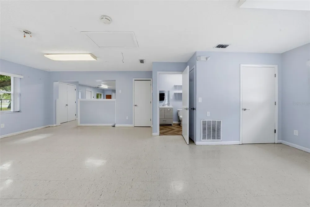 2886 WHITNEY ROAD Clearwater, FL 33760